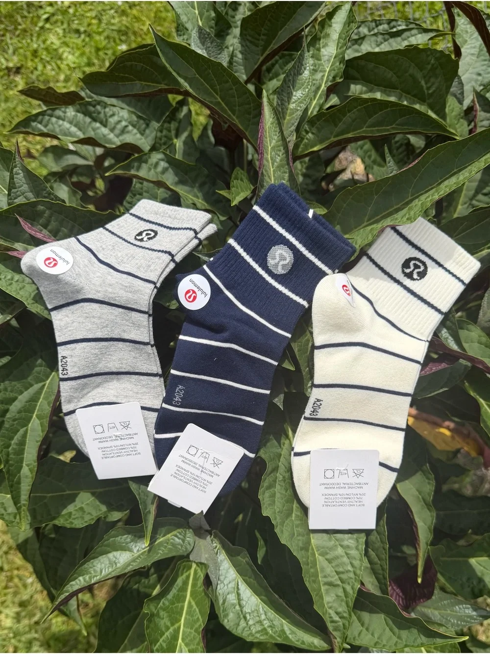 lululemon Striped Crew Socks in Navy, Gray & Cream set of 3
